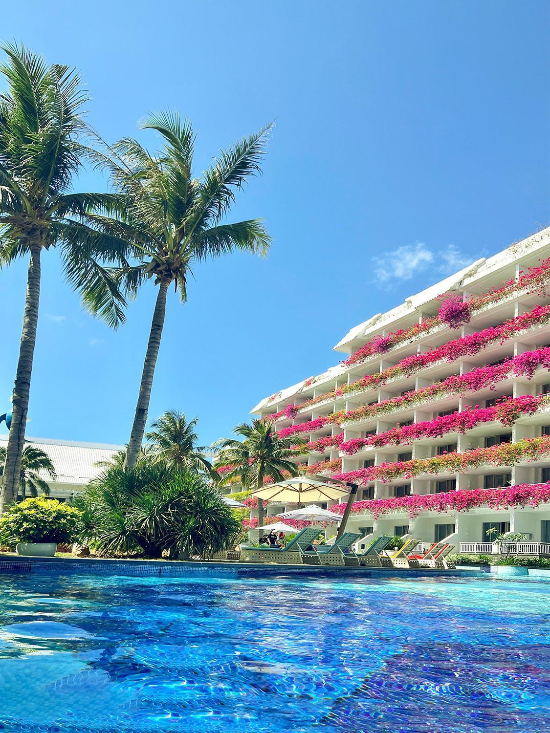 Palace Resort Yalong Bay Sanya Exterior photo